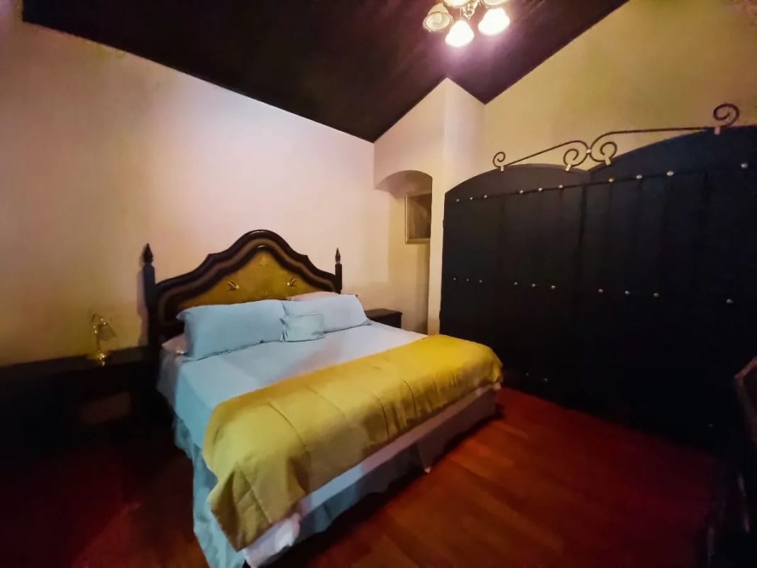Casa en Venta en Antigua Guatemala — Casa en Venta en Dentro del Casco, Antigua, Sacatepéquez — foto 7 de 15