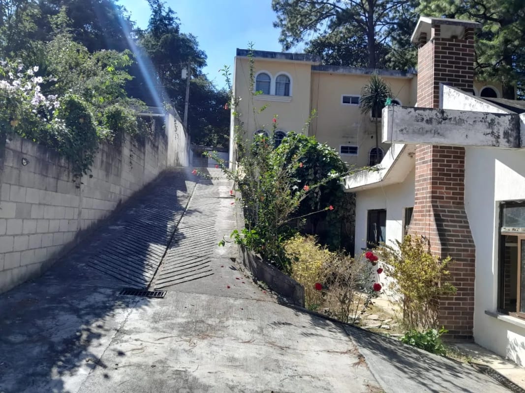Casa en Venta Alamedas de Yumar zona 6 Mixco — Casa en Venta en Zona 6 Mixco, Guatemala, Ciudad — foto 13 de 17
