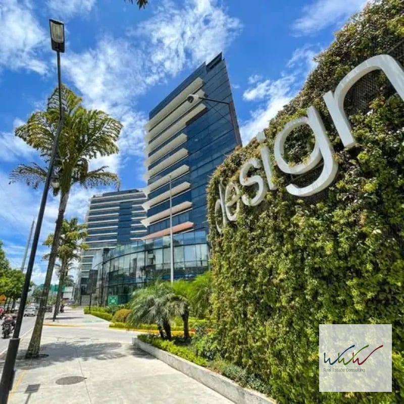 Rento Local Comercial de 208m2 en Design Center, Zona 10 — Local en Alquiler en Zona 10, Guatemala, Ciudad — foto 1 de 10