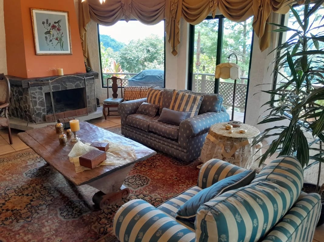 Casa en Venta San Jorge Muxbal Calle Liquidambar — Casa en Venta en Muxbal, Guatemala, Ciudad — foto 11 de 15