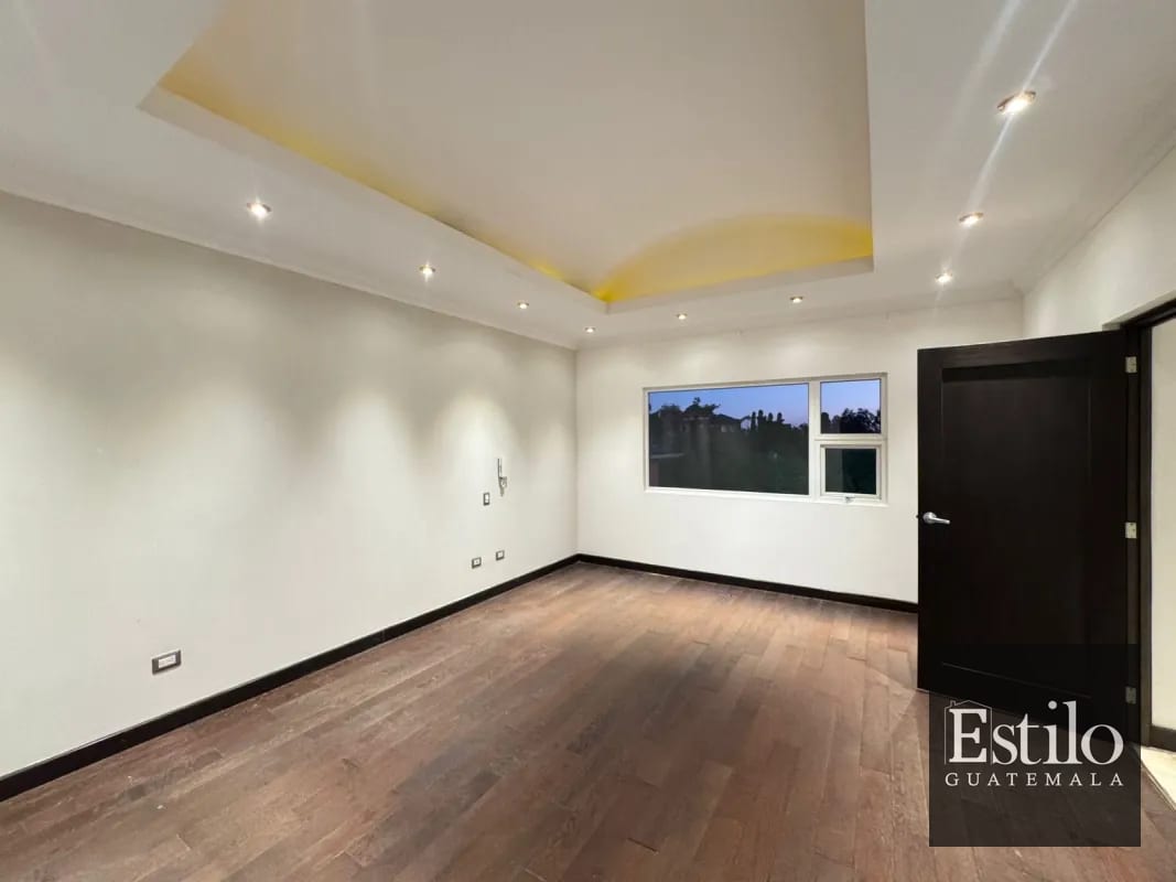 Casa en Venta Condominio Colinas de Castel — Casa en Venta en Colinas de Castel, Carretera a El Salvador, Guatemala, Ciudad — foto 4 de 12
