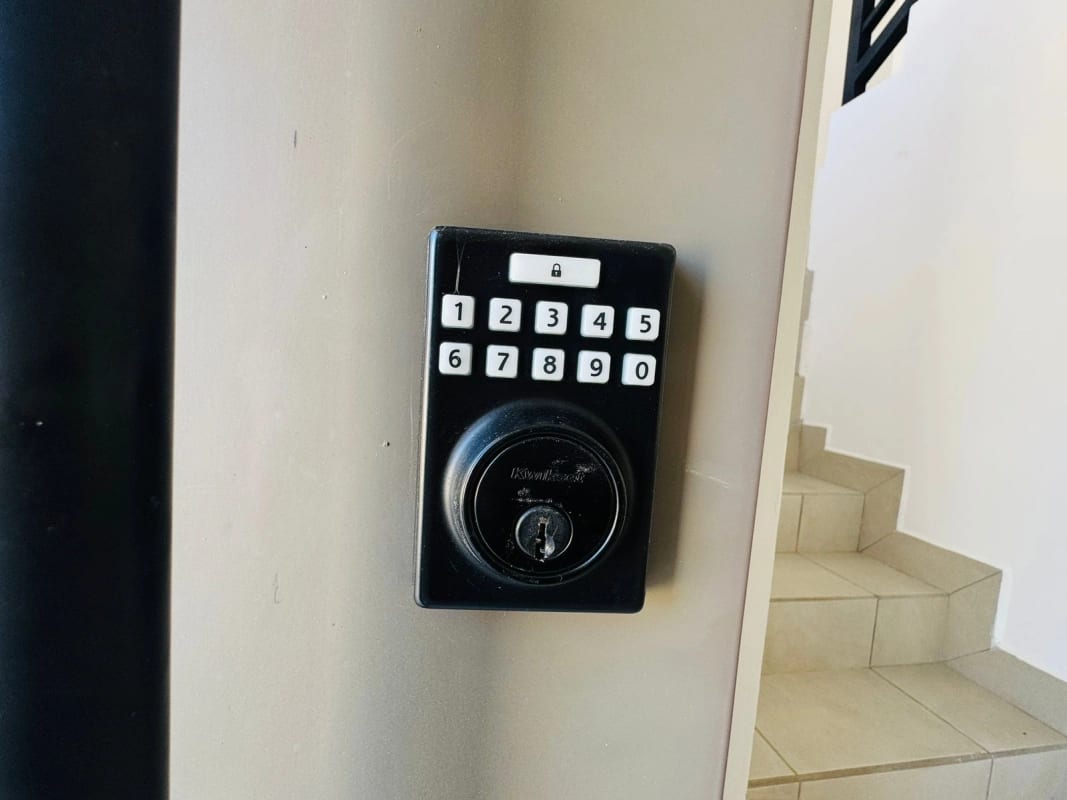 Hermosa Casa en Venta Hacienda las Mercedes — Casa en Venta en San José Pinula, Guatemala, Ciudad — foto 8 de 12