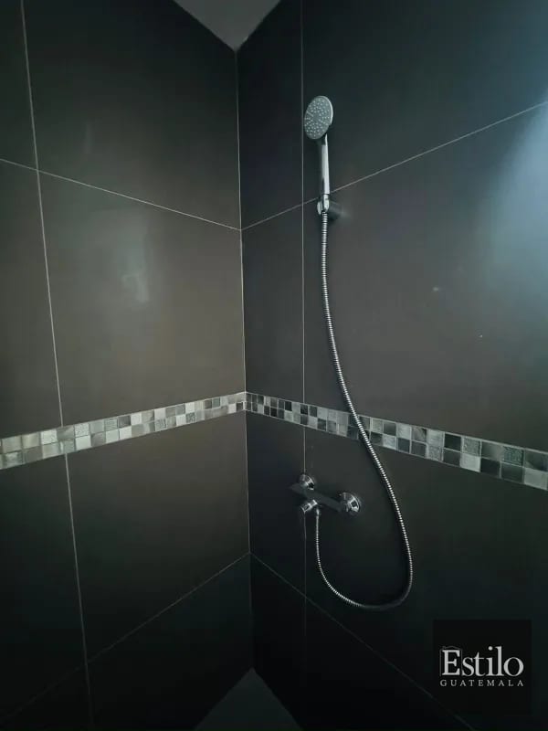 Hermosa Casa en Venta Hacienda las Mercedes — Casa en Venta en San José Pinula, Guatemala, Ciudad — foto 5 de 12