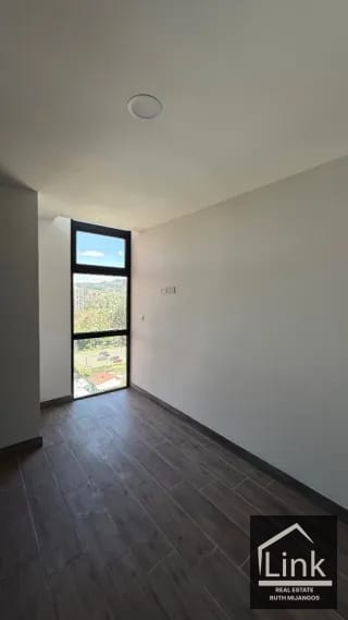 Renta de Apartamento Zona 15 Amueblado — Apartamento en Alquiler en Kiintea, Zona 15, Guatemala, Ciudad — miniatura 7 de 11