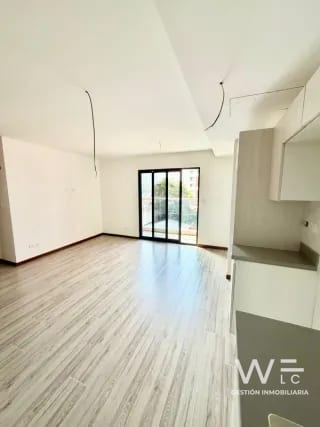 Alquilo Apartamento Nuevo Zona 10 — Apartamento en Alquiler en Zona 10, Guatemala, Ciudad — miniatura 2 de 17