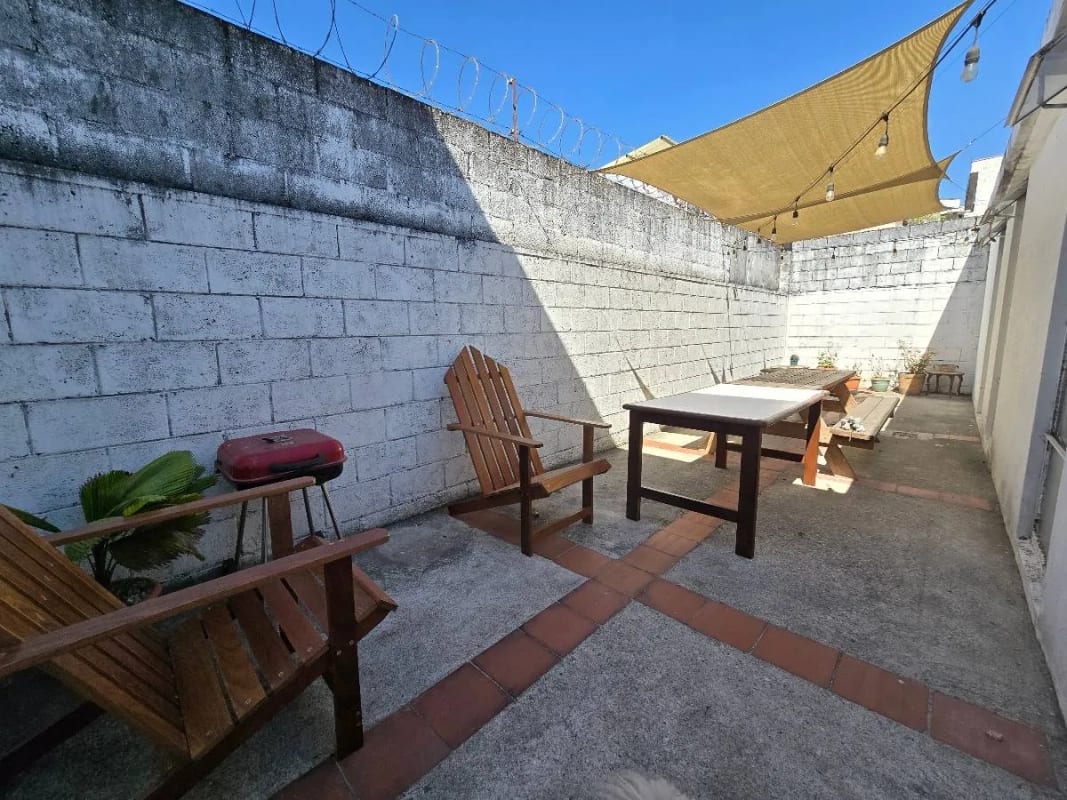 Se renta casa para oficinas en la Roosevelt, Q7500 — Casa en Alquiler en Utatlán II, Zona 11, Guatemala, Ciudad — foto 1 de 8