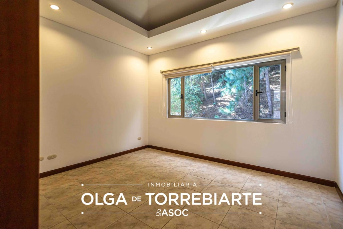 Casa en Villa Serena, Muxbal — Casa en Alquiler en Muxbal, Guatemala, Ciudad — foto 6 de 17