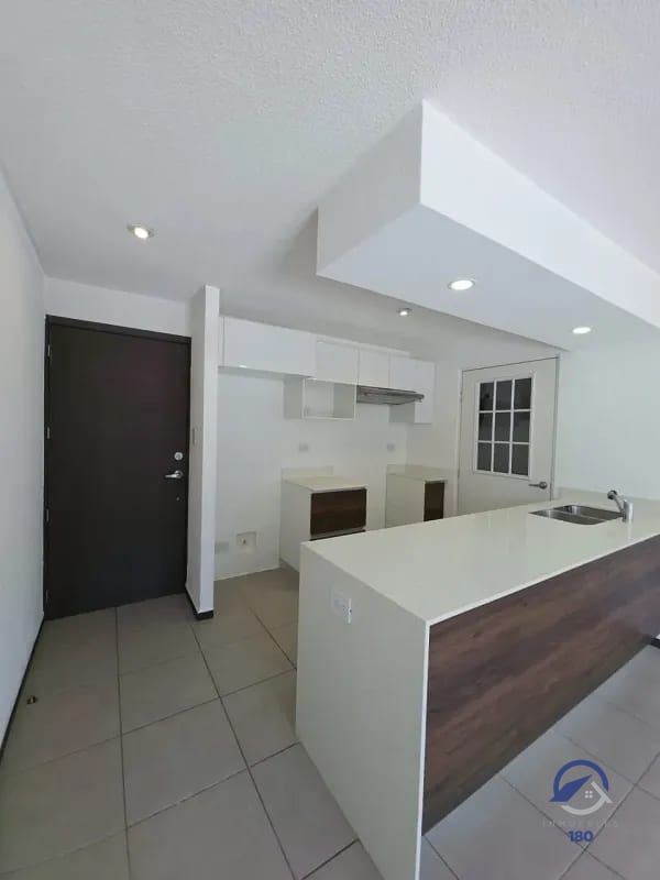 Apartamento en venta en Parque San Angel, zona 2, actualmente rentado, ideal para inversión — Apartamento en Venta en Parque San Ángel, Zona 2, Guatemala, Ciudad — foto 13 de 16