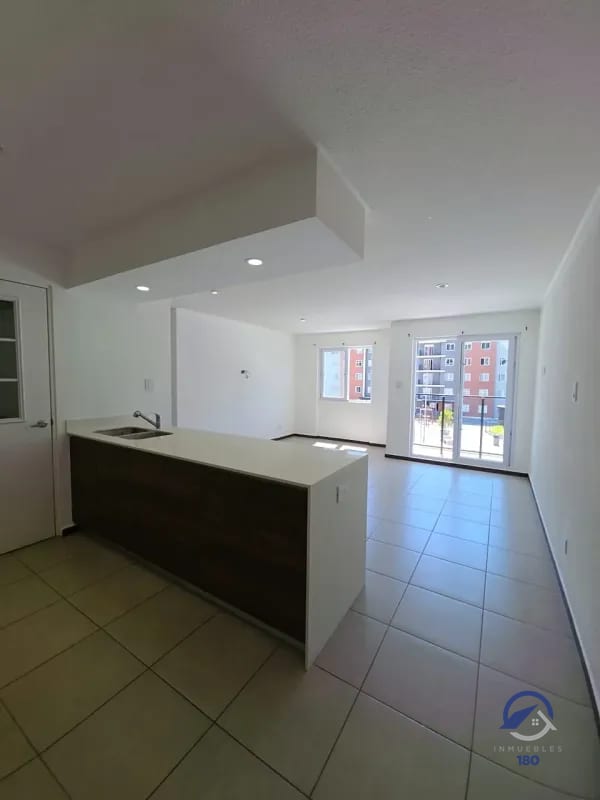 Apartamento en venta en Parque San Angel, zona 2, actualmente rentado, ideal para inversión — Apartamento en Venta en Parque San Ángel, Zona 2, Guatemala, Ciudad — foto 12 de 16