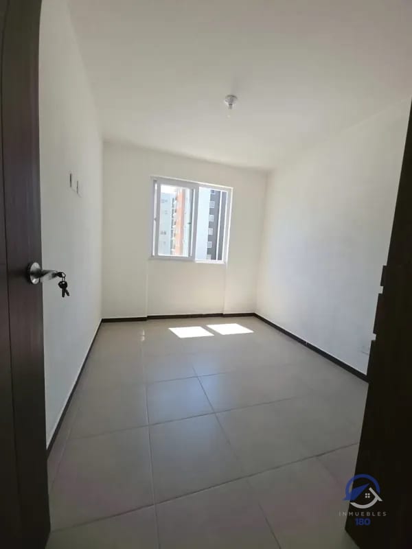 Apartamento en venta en Parque San Angel, zona 2, actualmente rentado, ideal para inversión — Apartamento en Venta en Parque San Ángel, Zona 2, Guatemala, Ciudad — foto 11 de 16