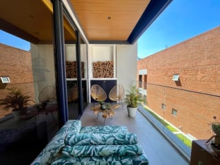 APARTAMENTO VENTA ZONA 10, MARANTA OAKLAND , 2 DORMITORIOS, SALA FAMILIAR, 2 PARQUEOS , BODEGA + DORMITORIO DE SERVICIO $550,000 + IMPUESTOS — Apartamento en Venta en Zona 10, Guatemala, Ciudad — miniatura 11 de 17