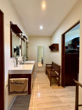 Casa en venta | 3 hab | 3 baños | Jardin — Casa en Venta en Santa Catarina Pinula, Guatemala, Ciudad — miniatura 6 de 14