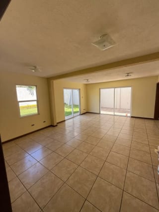 Residencia Arrazola 2 CES/ADA — Casa en Venta en Carretera a El Salvador, Guatemala, Ciudad — miniatura 5 de 6