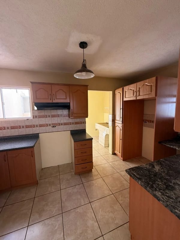 Residencia Arrazola 2 CES/ADA — Casa en Venta en Carretera a El Salvador, Guatemala, Ciudad — foto 4 de 6