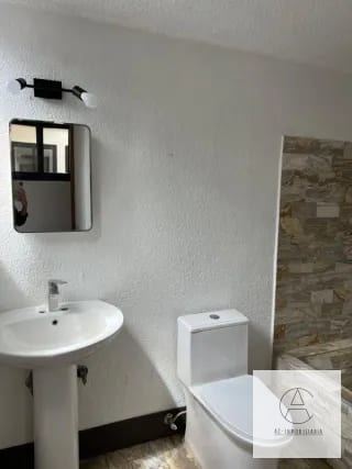Casa en venta zona 10, Cortijo Santa Fe — Casa en Venta en Zona 10, Guatemala, Ciudad — miniatura 4 de 15