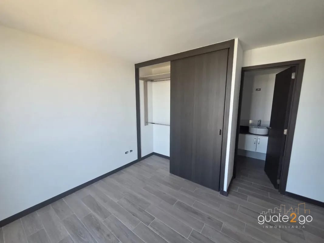 Apartamento en zona 16 BUEN PRECIO !! — Apartamento en Venta en Zona 16, Guatemala, Ciudad — foto 11 de 12