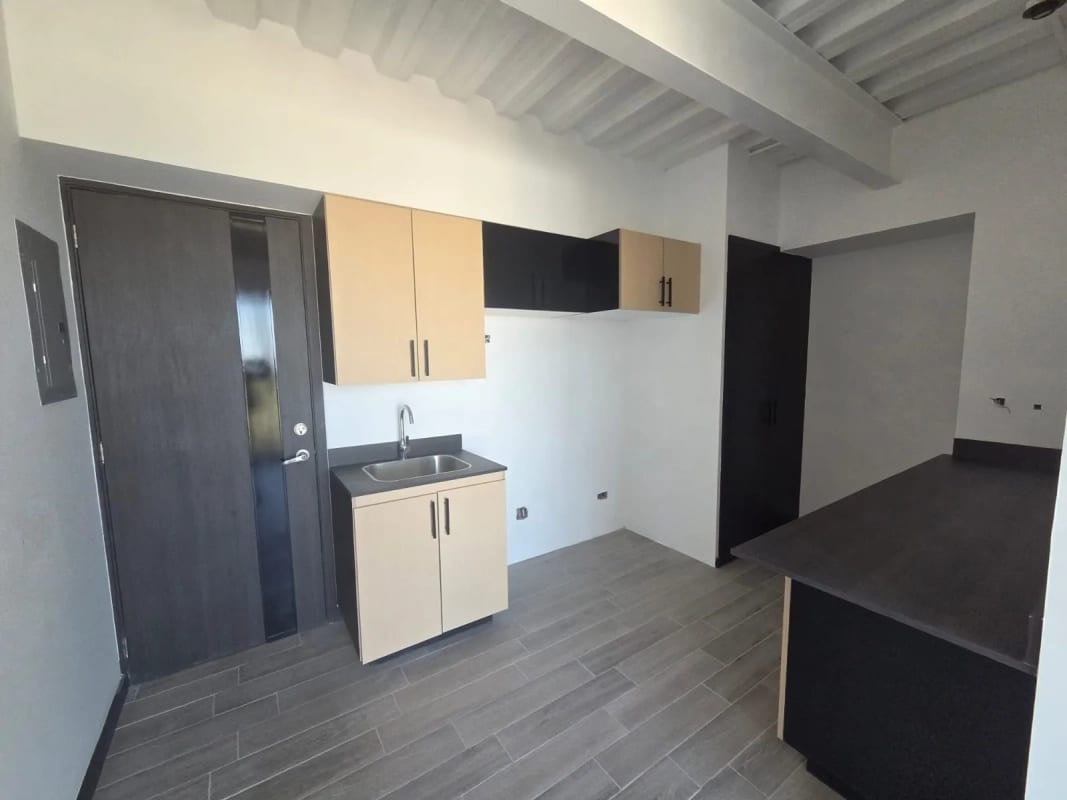 Apartamento en zona 16 BUEN PRECIO !! — Apartamento en Venta en Zona 16, Guatemala, Ciudad — foto 9 de 12