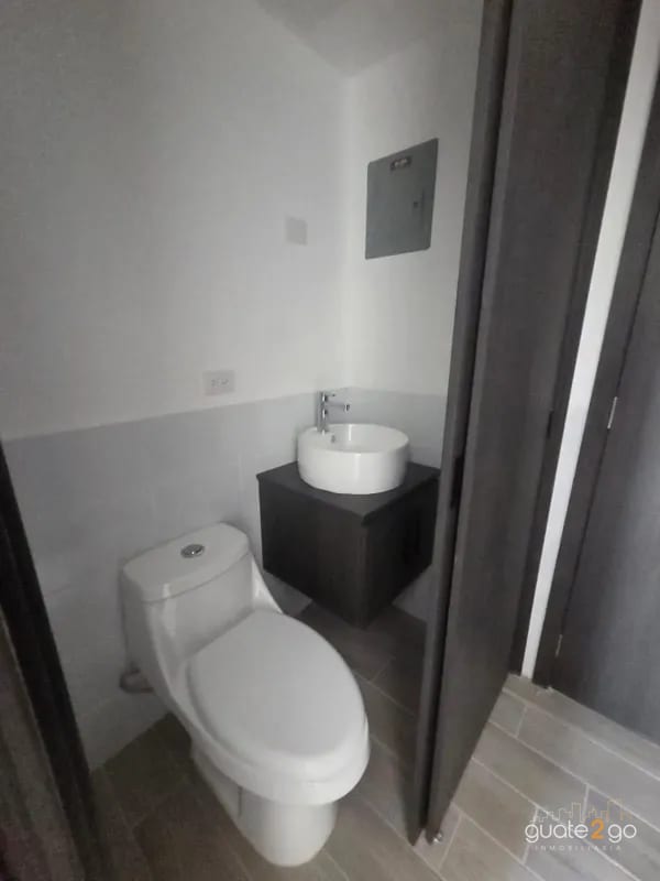 Apartamento para AIRBNB Zona 16 cerca embajada USA — Apartamento en Venta en Zona 16, Guatemala, Ciudad — foto 15 de 16