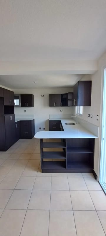Casa en Venta en Altos de Village, Km. 25 CES — Casa en Venta en Carretera a El Salvador, Guatemala, Ciudad — foto 11 de 11