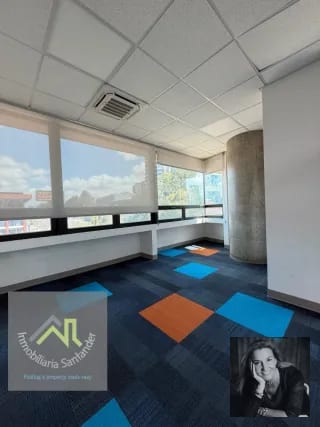 Oficina en Venta en Zona 13, Guatemala – Espacio Corporativo de 1,013.63 m² — Oficina en Venta en Zona 10, Guatemala, Ciudad — miniatura 3 de 12