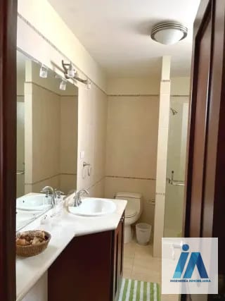 APARTAMENTO EN ALQUILER📍Casa Rialto, Zona 14 — Apartamento en Alquiler en Zona 14, Guatemala, Ciudad — miniatura 4 de 11