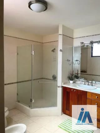 APARTAMENTO EN ALQUILER📍Casa Rialto, Zona 14 — Apartamento en Alquiler en Zona 14, Guatemala, Ciudad — miniatura 3 de 11