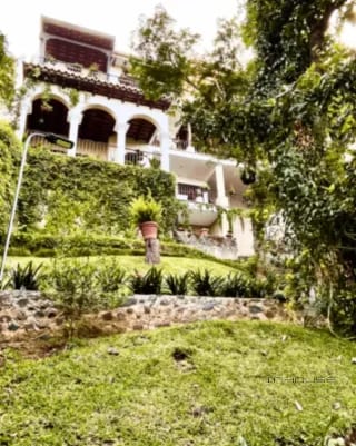 CASA EN VENTA EN CARRETERA A SAN LUCAS KM 21.5, ESTILO COLONIAL — Casa en Venta en San Juan Sacatepéquez, Sacatepéquez — miniatura 1 de 11