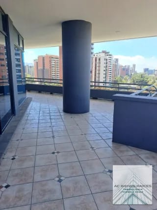 Lujoso apartamento en L Excellence zona 14 — Apartamento en Alquiler en L'Excellence, Zona 14, Guatemala, Ciudad — miniatura 15 de 16