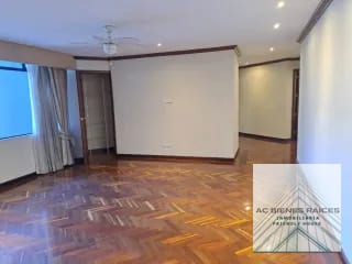 Lujoso apartamento en L Excellence zona 14 — Apartamento en Alquiler en L'Excellence, Zona 14, Guatemala, Ciudad — miniatura 13 de 16