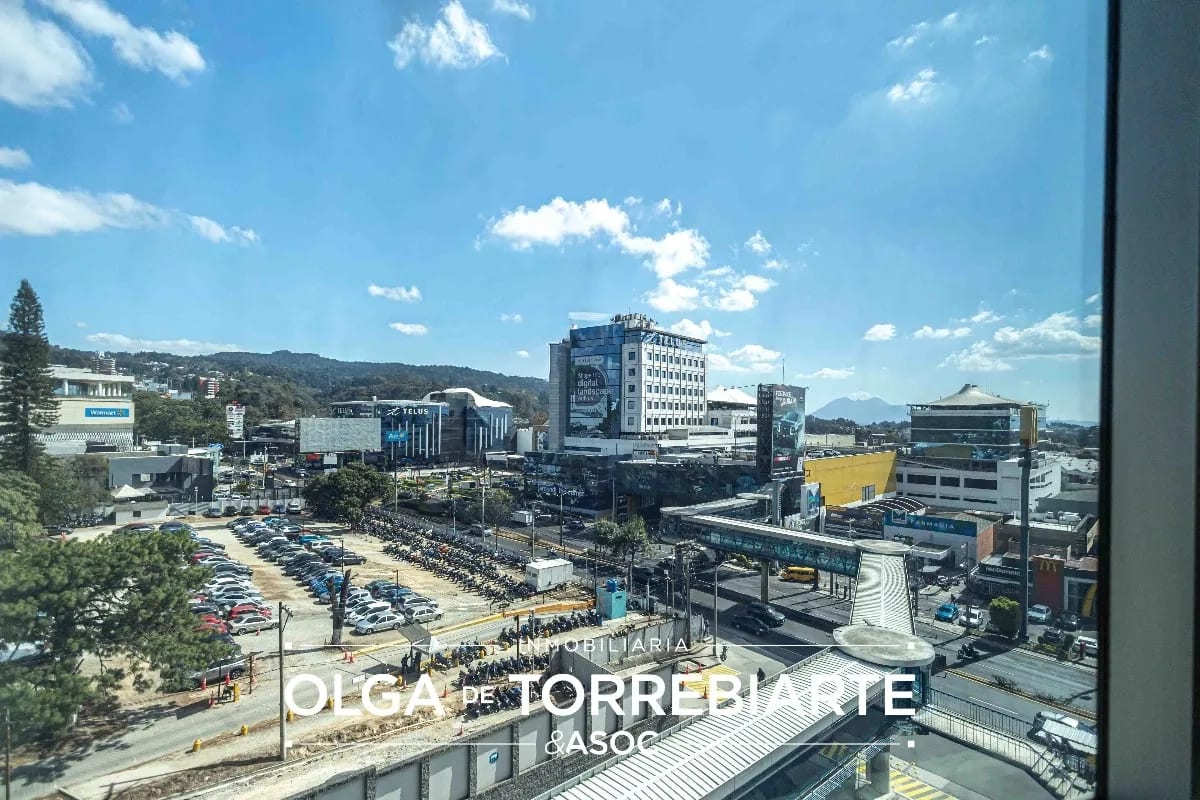 Oficina en Zona Pradera, Zona 10 — Oficina en Alquiler en Zona Pradera, Zona 10, Guatemala, Ciudad — foto 4 de 9