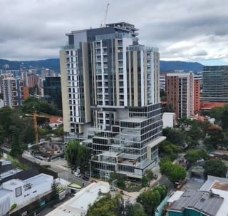 VENTA: LINDO APARTAMENTO AMUEBLADO / VASANTA ZONA 10 — Apartamento en Venta en Vasanta, Zona 10, Guatemala, Ciudad — miniatura 7 de 12