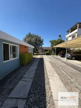 EN VENTA CASA DE UN NIVEL SAN CRISTÓBAL — Casa en Venta en Zona 8 Mixco, Guatemala, Ciudad — miniatura 1 de 16