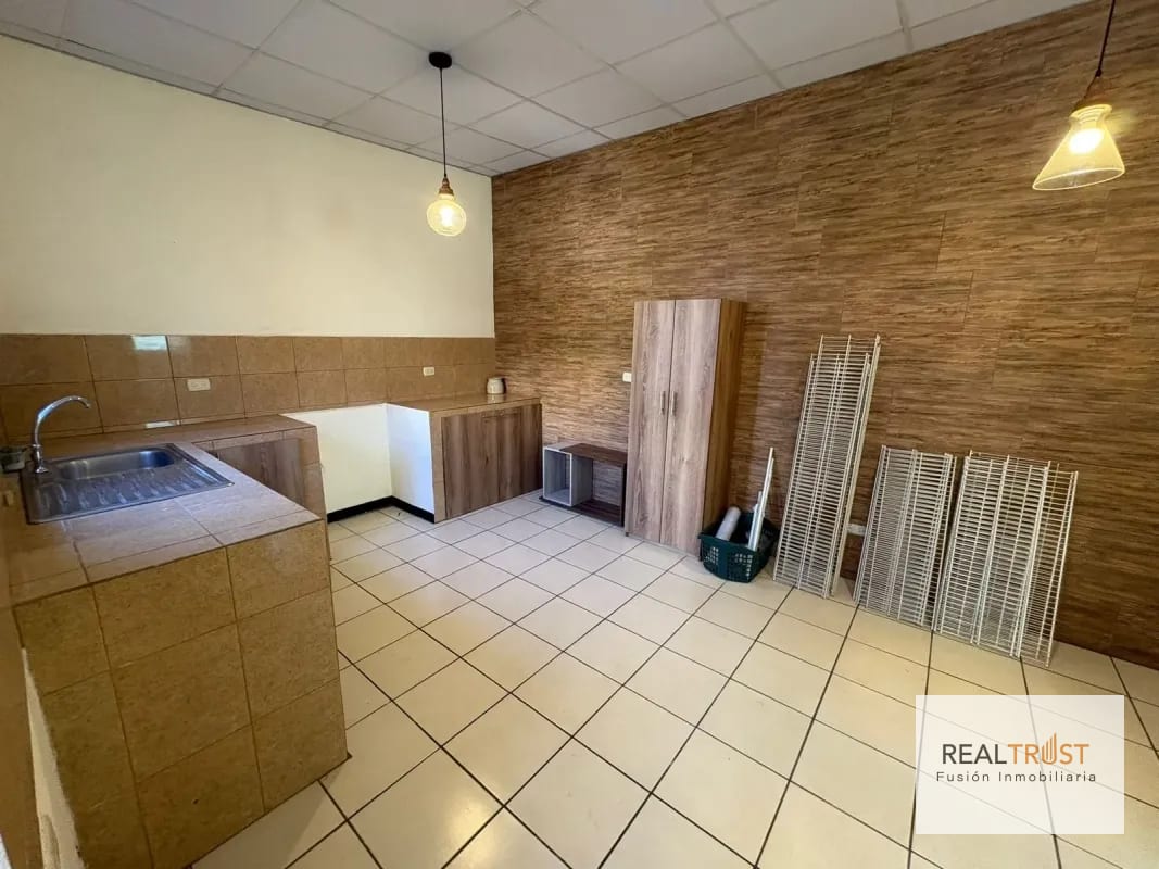En Venta Casa de un Nivel San Cristóbal — Casa en Venta en Zona 8 Mixco, Guatemala, Ciudad — foto 13 de 16