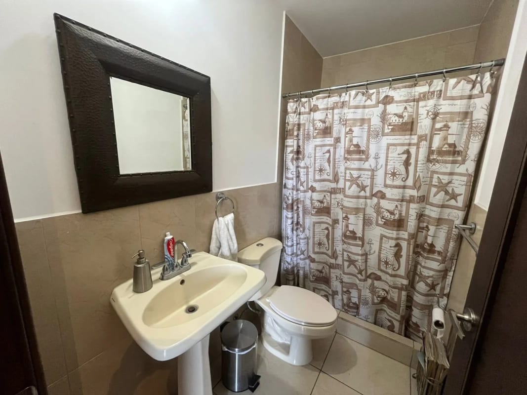Apartamento en Venta Zona 7 Edificio el Portico — Apartamento en Venta en Zona 7, Guatemala, Ciudad — foto 8 de 10
