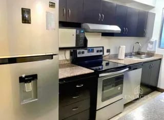 Zona 16 • Apartamento en Venta • Edificio Euzkadi — Apartamento en Venta en Bosques de Euskadi, Zona 16, Guatemala, Ciudad — miniatura 1 de 7