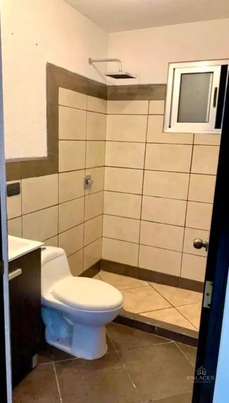 Zona 16 • Apartamento en Venta • Edificio Euzkadi — Apartamento en Venta en Bosques de Euskadi, Zona 16, Guatemala, Ciudad — foto 2 de 7