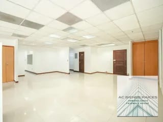 Oficina en renta zona 10 frente al Geminis — Oficina en Alquiler en Zona 10, Guatemala, Ciudad — miniatura 7 de 7