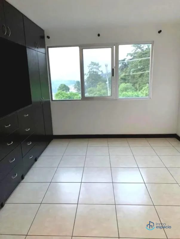 Apartamento en venta – Edificio Euzkadi, Zona 16 — Apartamento en Venta en Zona 16, Guatemala, Ciudad — foto 13 de 17