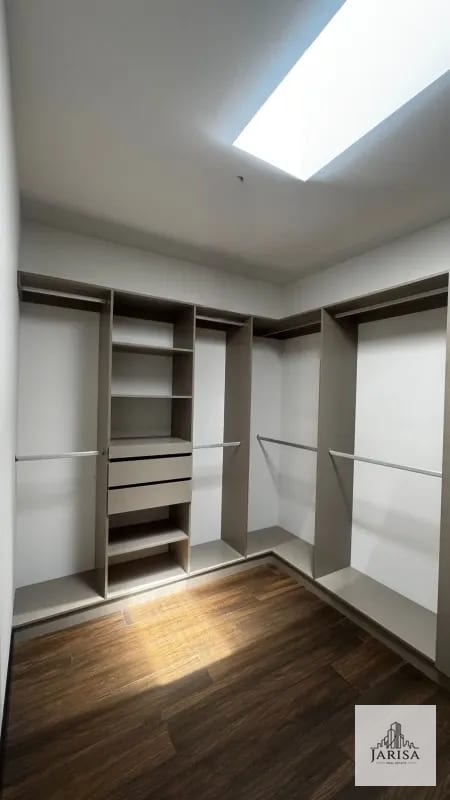Casa en Renta para Estrenar Zona 10 — Casa en Alquiler en Zona 10, Guatemala, Ciudad — foto 3 de 14