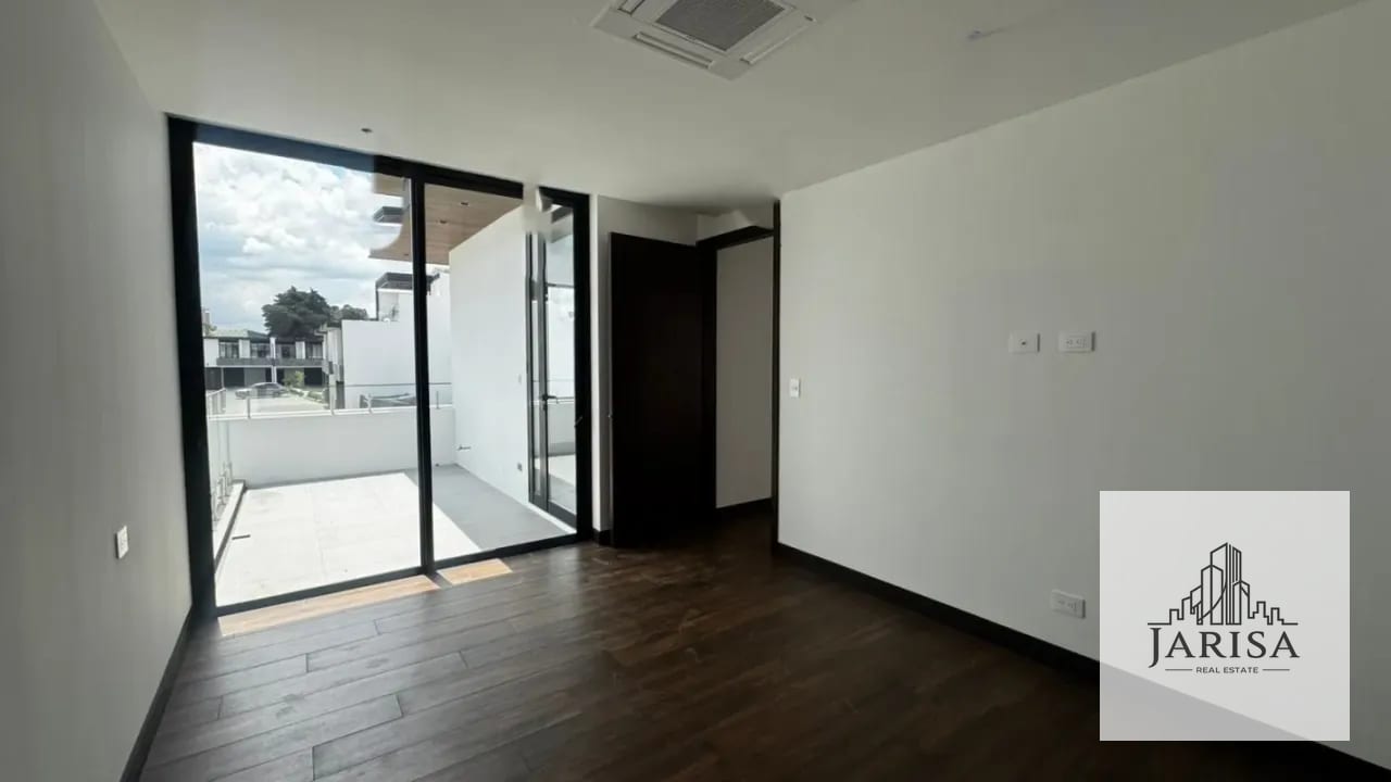 Casa en Renta para Estrenar Zona 10 — Casa en Alquiler en Zona 10, Guatemala, Ciudad — foto 8 de 14