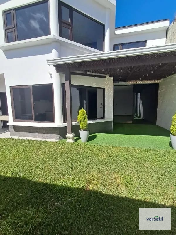 Hermosa casa en Venta LOS Manantiales — Casa en Venta en km 16-20, Carretera a El Salvador, Guatemala, Ciudad — foto 15 de 15