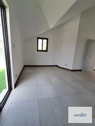 Hermosa casa en Venta LOS Manantiales — Casa en Venta en km 16-20, Carretera a El Salvador, Guatemala, Ciudad — miniatura 8 de 15