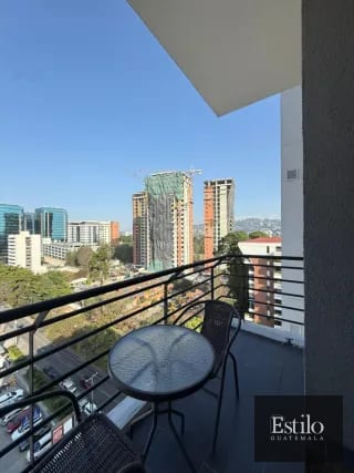 HERMOSO APARTAMENTO AMUEBLADO EN VENTA. ZONA 14 — Apartamento en Venta en Zona 14, Guatemala, Ciudad — miniatura 1 de 9