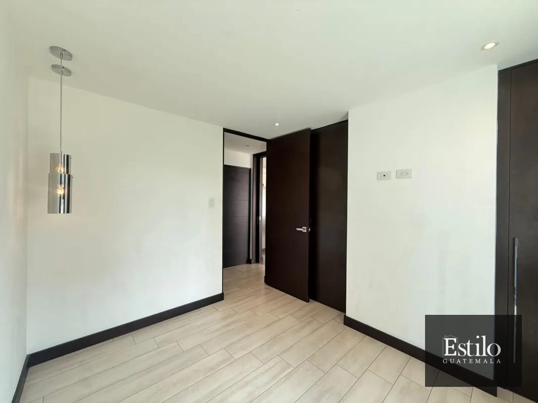 APARTAMENTO EN VENTA ZONA 15 — Apartamento en Venta en Zona 15, Guatemala, Ciudad — foto 7 de 10