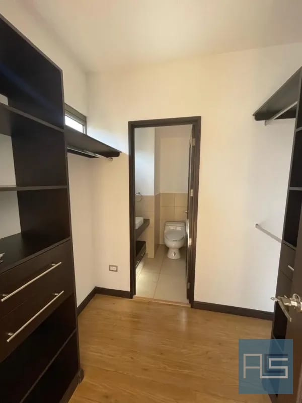 Apto amplio muy iluminado dd 2 habitaciones en venta ZONA 15, VH II — Apartamento en Venta en Torre Verde, Zona 15, Guatemala, Ciudad — foto 9 de 16