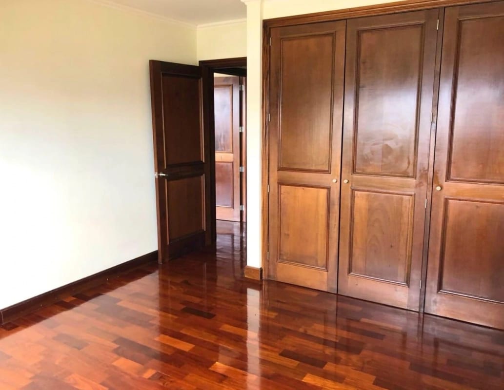 APARTAMENTO EN VENTA EXCLUSIVO EDIFICIO SAN ÁNGEL ZONA 14 — Apartamento en Venta en Zona 14, Guatemala, Ciudad — foto 6 de 13