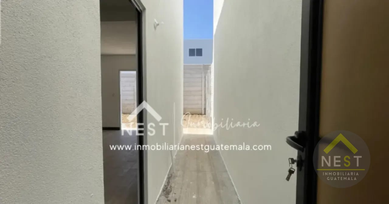 Casa nueva en renta con jardín | Bosques de Santa Elena - Km 26.5 CAES — Casa en Alquiler en Santa Elena Barillas, Guatemala, Ciudad — foto 12 de 17