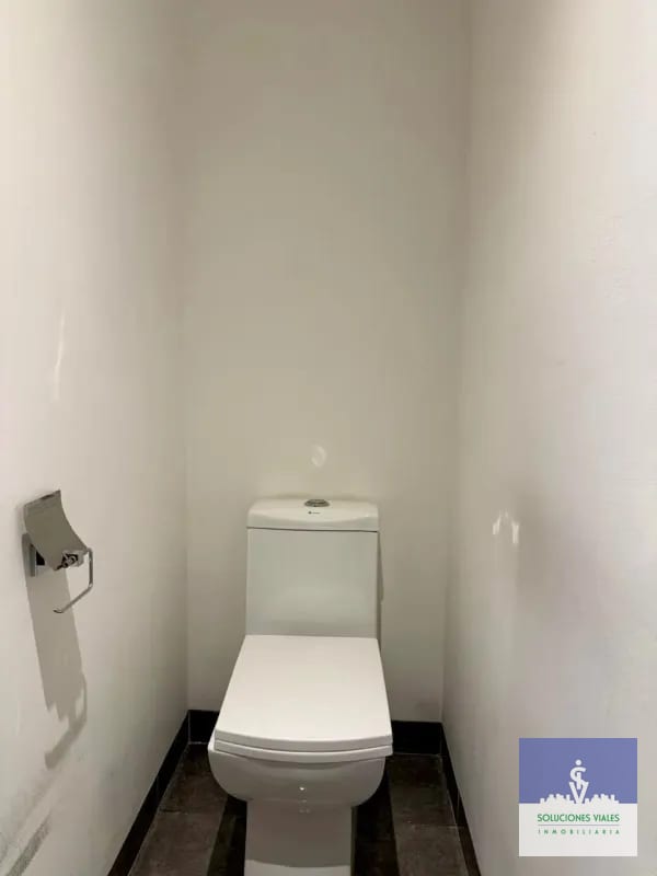 EDIFICIO RENOVATI, CLINICA EN ALQUILER, ZONA 10 — Clínica en Alquiler en Renovati, Zona 10, Guatemala, Ciudad — foto 2 de 7