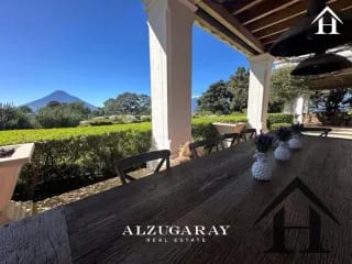 casa espectacular 22,300 Vr2 El Hato, Antigua — Casa en Venta en Antigua, Sacatepéquez — miniatura 7 de 13