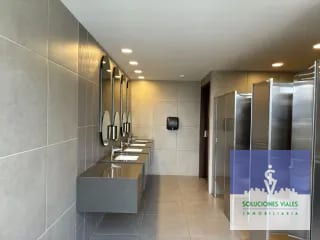 CLINICA EQUIPADA PARA DENTISTA EN ALQUILER, zona 9 — Clínica en Alquiler en HUB Reforma, Zona 9, Guatemala, Ciudad — miniatura 3 de 7